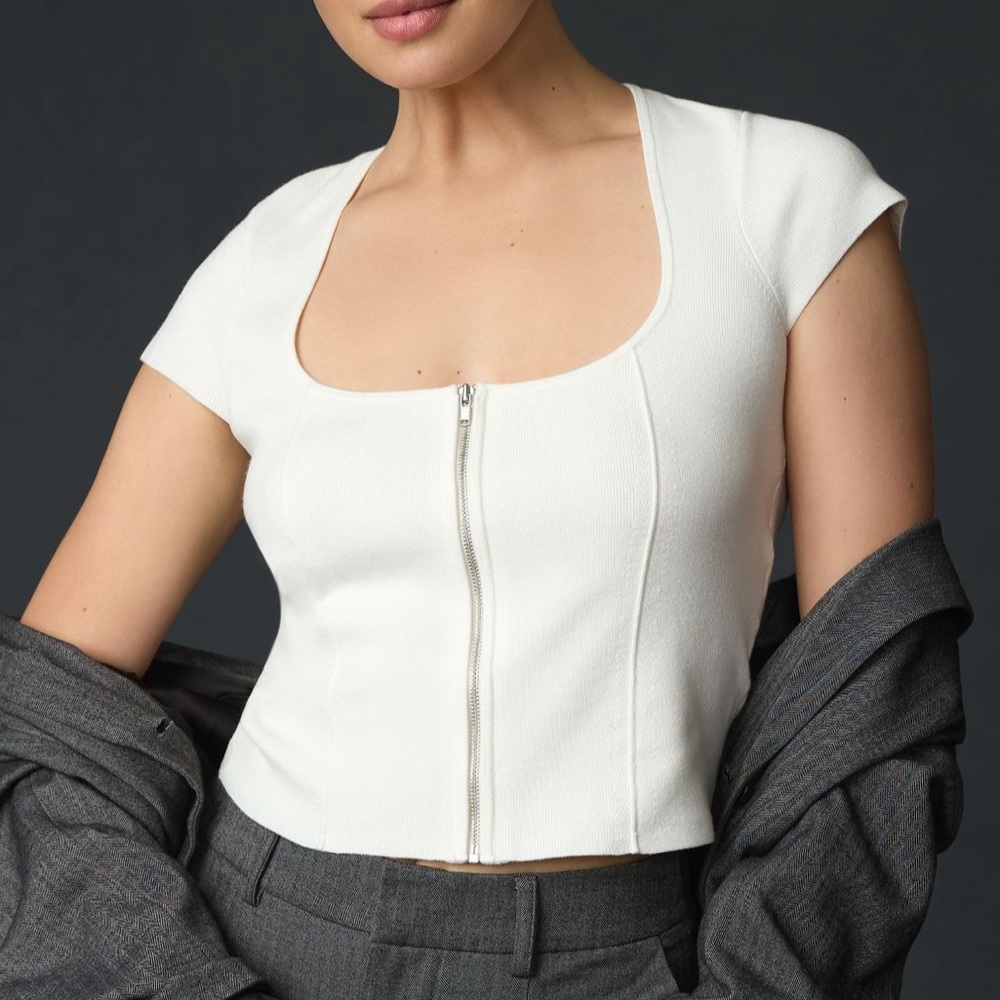 *Anthropologie Maeve Fitted Zip Front Sweater